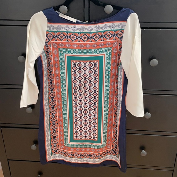 Beautiful pattern tunic - Picture 1 of 2